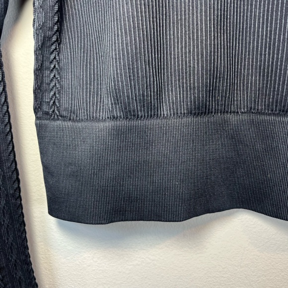 Offline By Aerie Womens Seamless Cable Square Neck Ribbed Top Shirt Black NEW XL - Picture 15 of 15